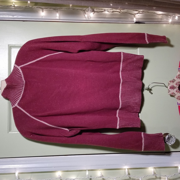 Women's Levi's red tag mock neck burgundy sweater Large - Picture 5 of 5